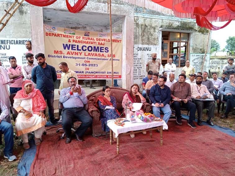 DC Jammu visits far flung Panchayat Dhanu of Tehsil Mathwar