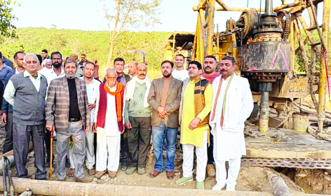 Satish inaugurates series of  development works in Chhamb 