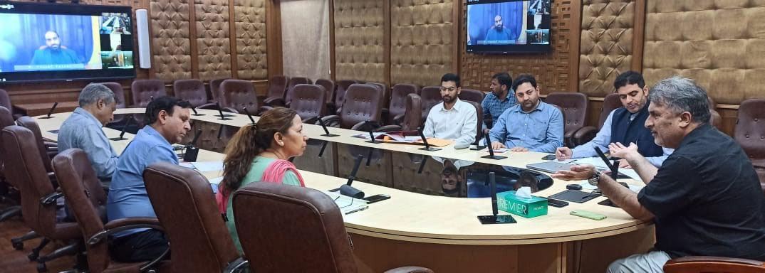 Dr Samoon reviews pending court cases of Skill Development Department